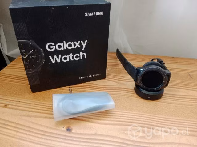 Reloj Samsung galaxy watch, casi nuevo