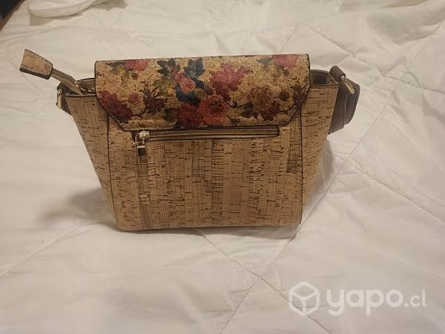 Hermosa cartera nueva