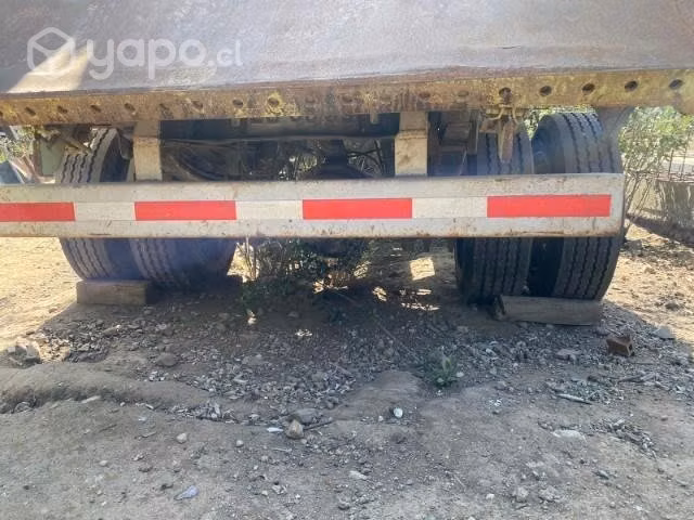 Vendo camión tolva de 7 cubos sin motor l