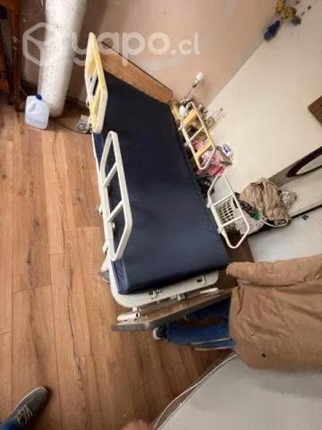 Cama clínica eléctrica