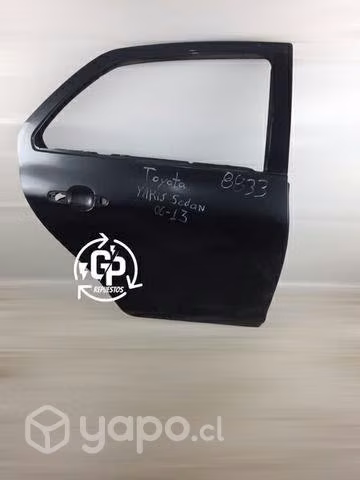 Puerta trasera rh Toyota Yaris sedan 2006-2013
