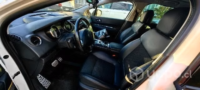 PEUGEOT 2008 2014