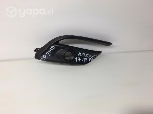 Tapa de neblinero rh mazda 