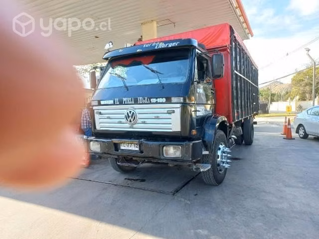 Vendo camión de carga Volkswagen