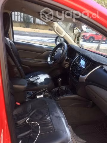 Mitsubishi l200 2018