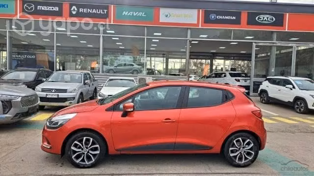 Renault Clio IV HB 1.2 - Imagen 8