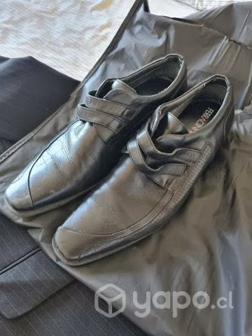 Terno completo más zapatos