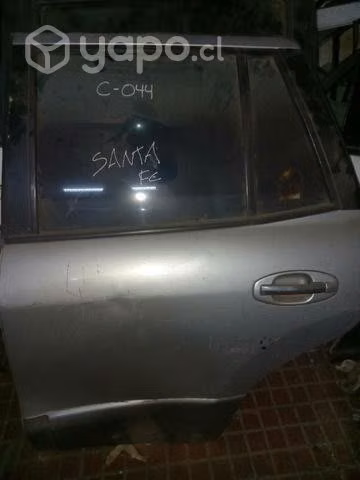 Puerta trasera izquierda hyundai santafe 4x4 2003
