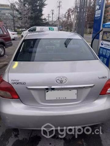 Toyota yaris 2012