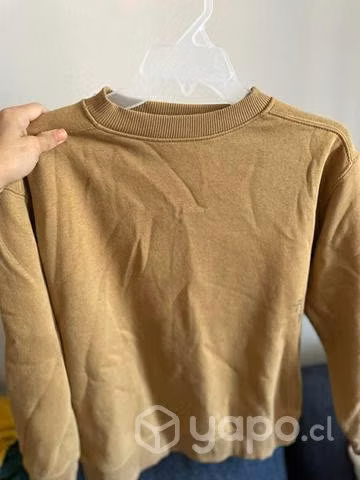 Ropa varias en buen estado