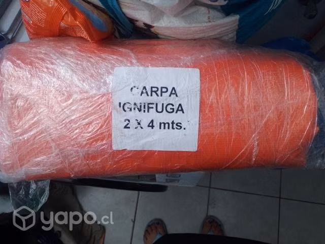 Carpa ignífuga