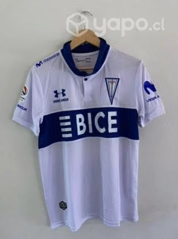 Camiseta Universidad Católica (talla S y M)
