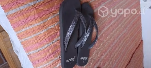 Sandalias marca Reef