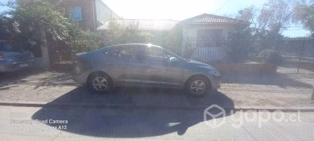 Hyundai elantra 2018 - Imagen 5