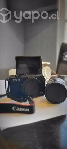 Camara CANON marca EOS M200