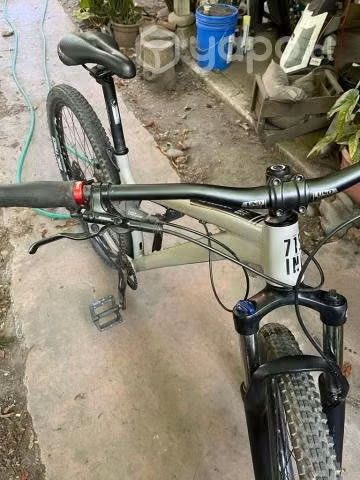 Bicicleta 715 industries Aro 29