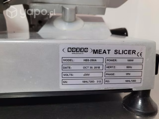 Cortadora de cecinas marca bozzo