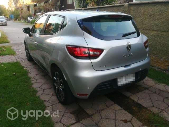 Vendo Renault Clio Expression 1.2 - 2017 - Imagen 3