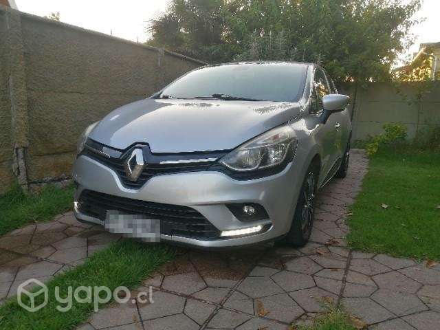 Vendo Renault Clio Expression 1.2 - 2017 - Imagen 2