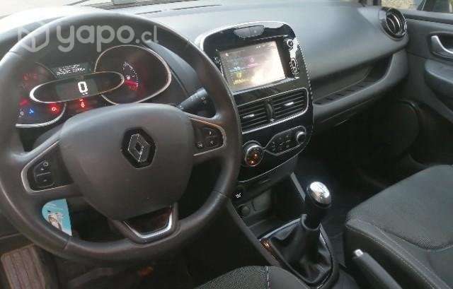 Vendo Renault Clio Expression 1.2 - 2017 - Imagen 5