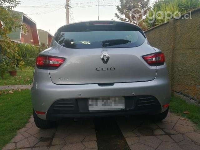 Vendo Renault Clio Expression 1.2 - 2017 - Imagen 4