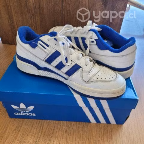 Adidas forum low