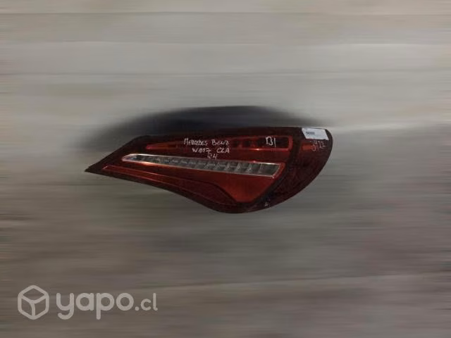 Foco trasero RH Mercedes Benz W117 cla