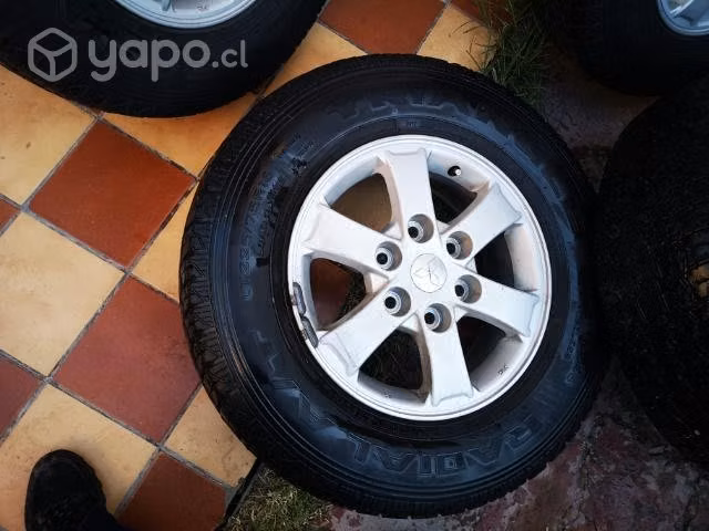 Juego de Llantas para camioneta mitsubishi L200 - Imagen 3