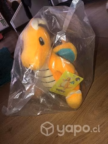Pokémon Peluche Dragonite