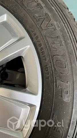 Llantas con neumáticos