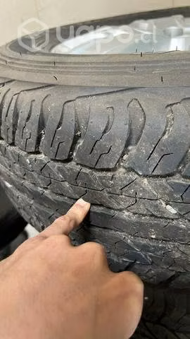 Llantas con neumáticos
