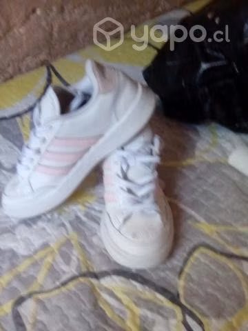 Adidas blanca - Imagen 2