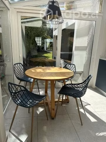comedor madera con 4 sillas