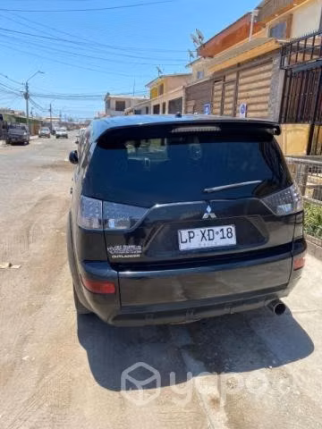 Camioneta Outlander año 2007