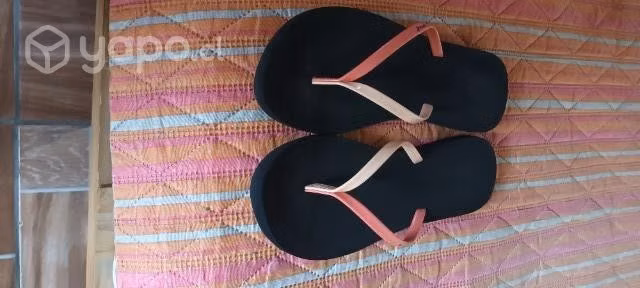 Sandalias marca Reef excelente estado - Imagen 2