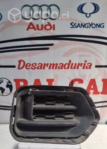 Tapa neblinero sin hoyo derecha MAXUS T60