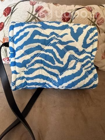 OPORTUNIDAD Bandolera Original Bimba y Lola