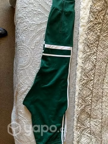 Pantalon adidas originals verde, sin uso XL
