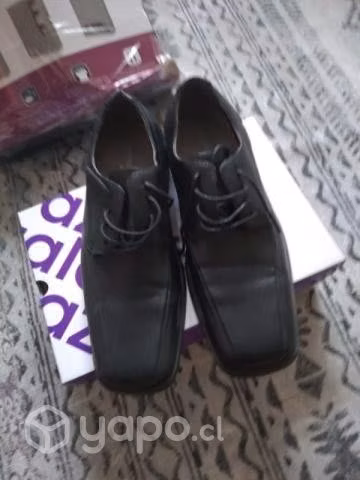Armario guarda ropa más zapatos de vestir