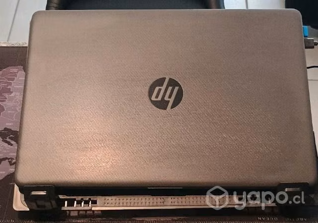Laptop HP 15'5 in 256Gb SSD 8Gb RAM.