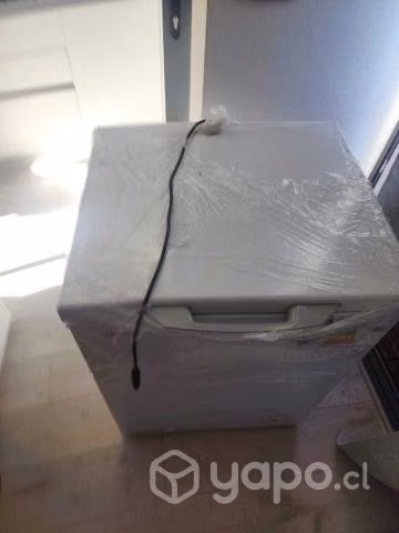 Congelador Hisense FC19DD 142 ltrs