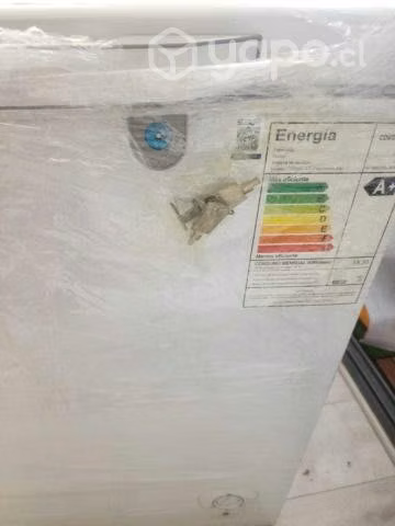 Congelador Hisense FC19DD 142 ltrs