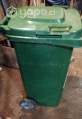 Basurero verde