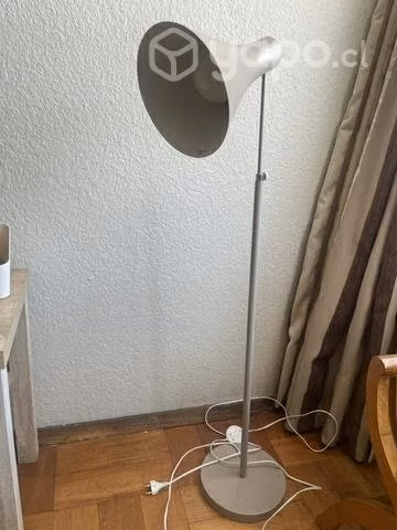 Lámpara de pie