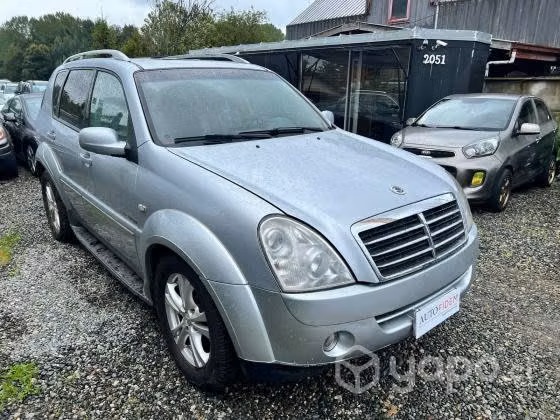 Ssangyong rexton 2011