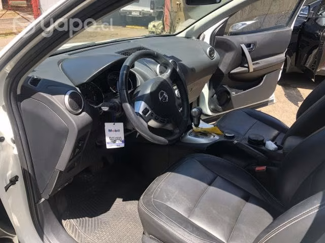 Nissan qashqai 2015