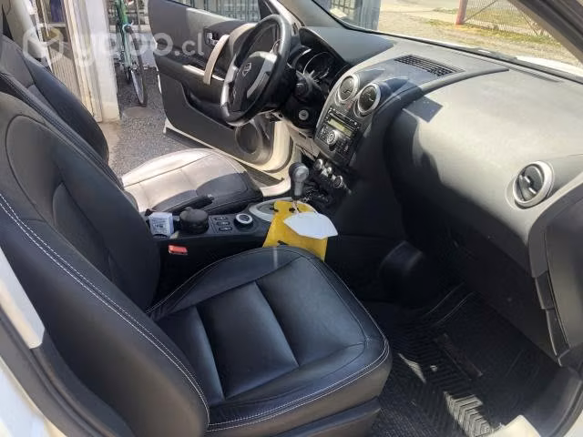 Nissan qashqai 2015