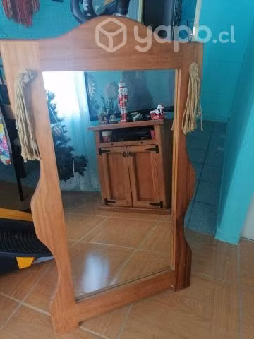 Espejo de madera