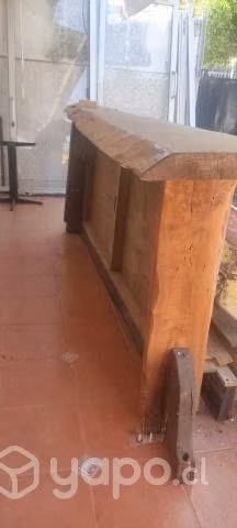 Mesón de madera nativa tipo bar - Imagen 4