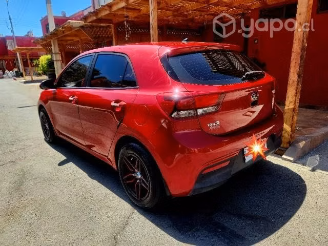 Kia rio 5 ex 1.4l 6 mt - Imagen 4